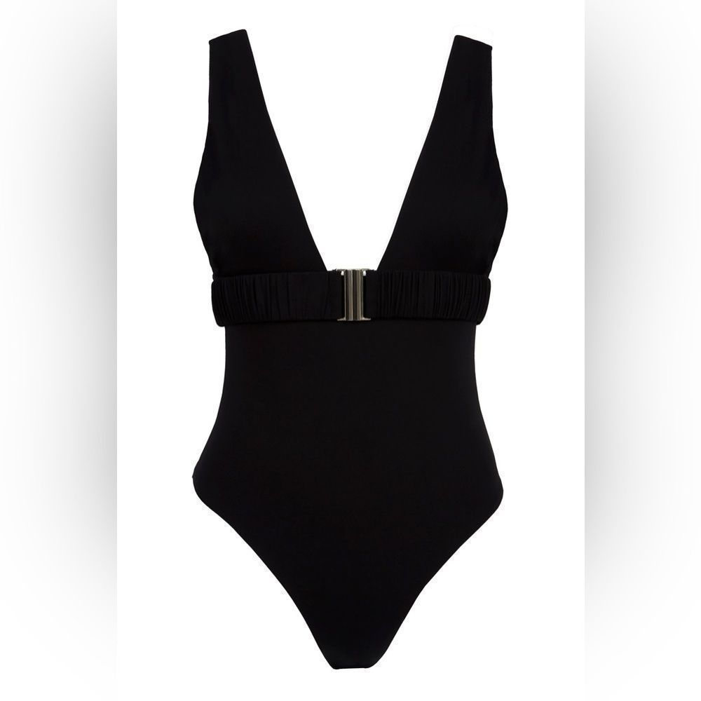 arloe Nola in Midnight Black / White Straps